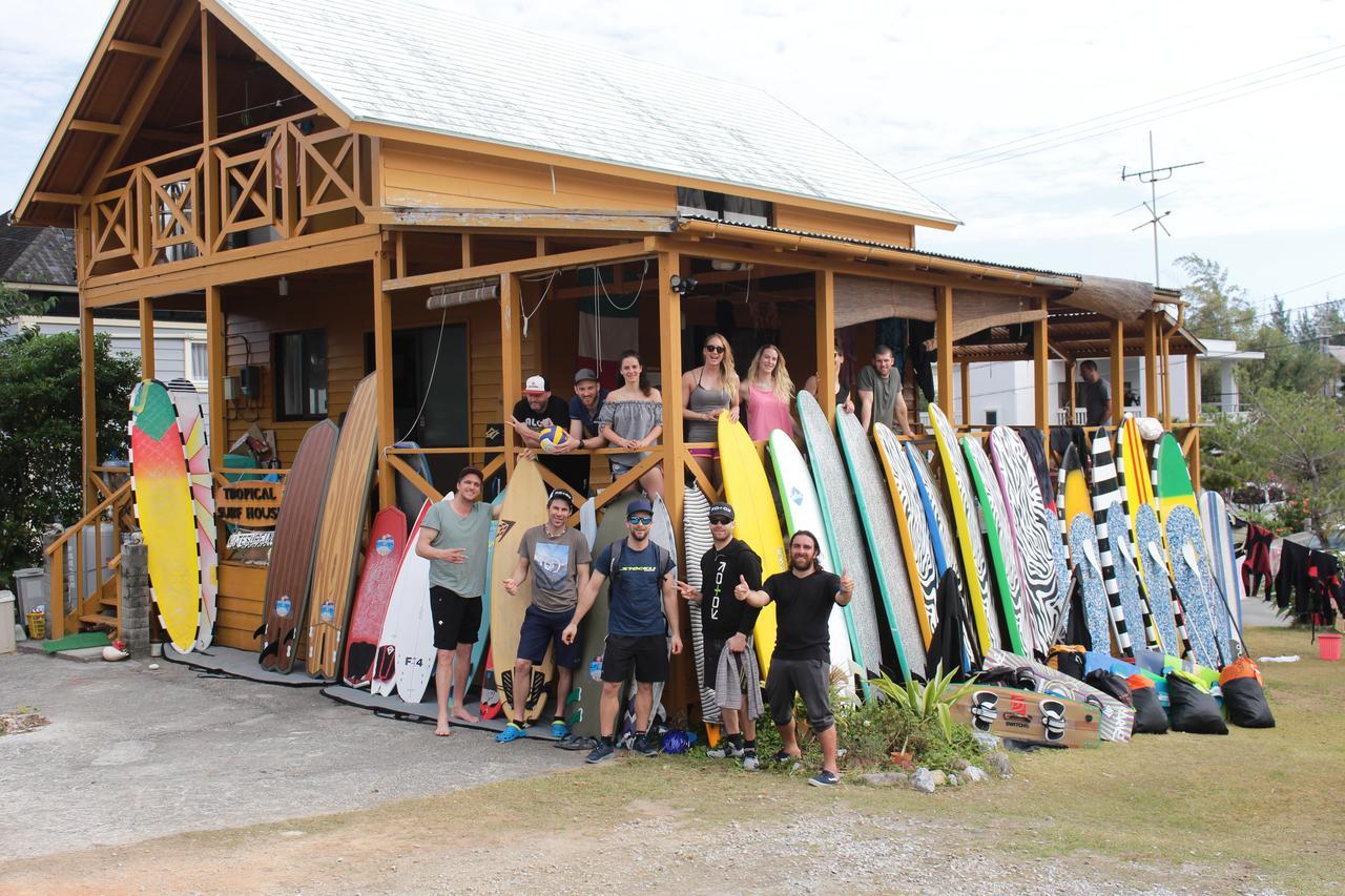 Tropical Surf House Okinawa Hotel Onna Exterior photo