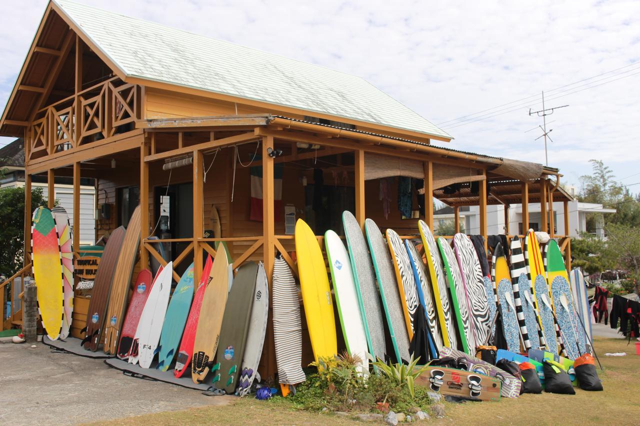 Tropical Surf House Okinawa Hotel Onna Exterior photo